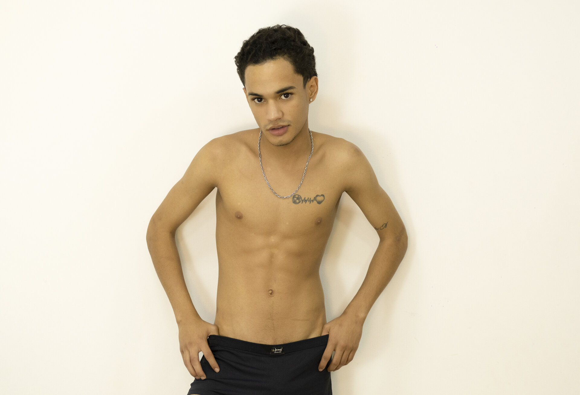 XXX Porn Photo of Nude dean_cooper 22