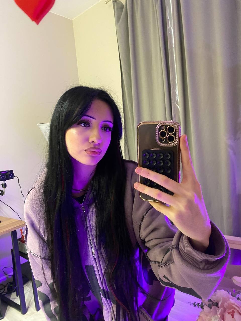 XXX Porn Photo of Nude TracySlayQueen 2