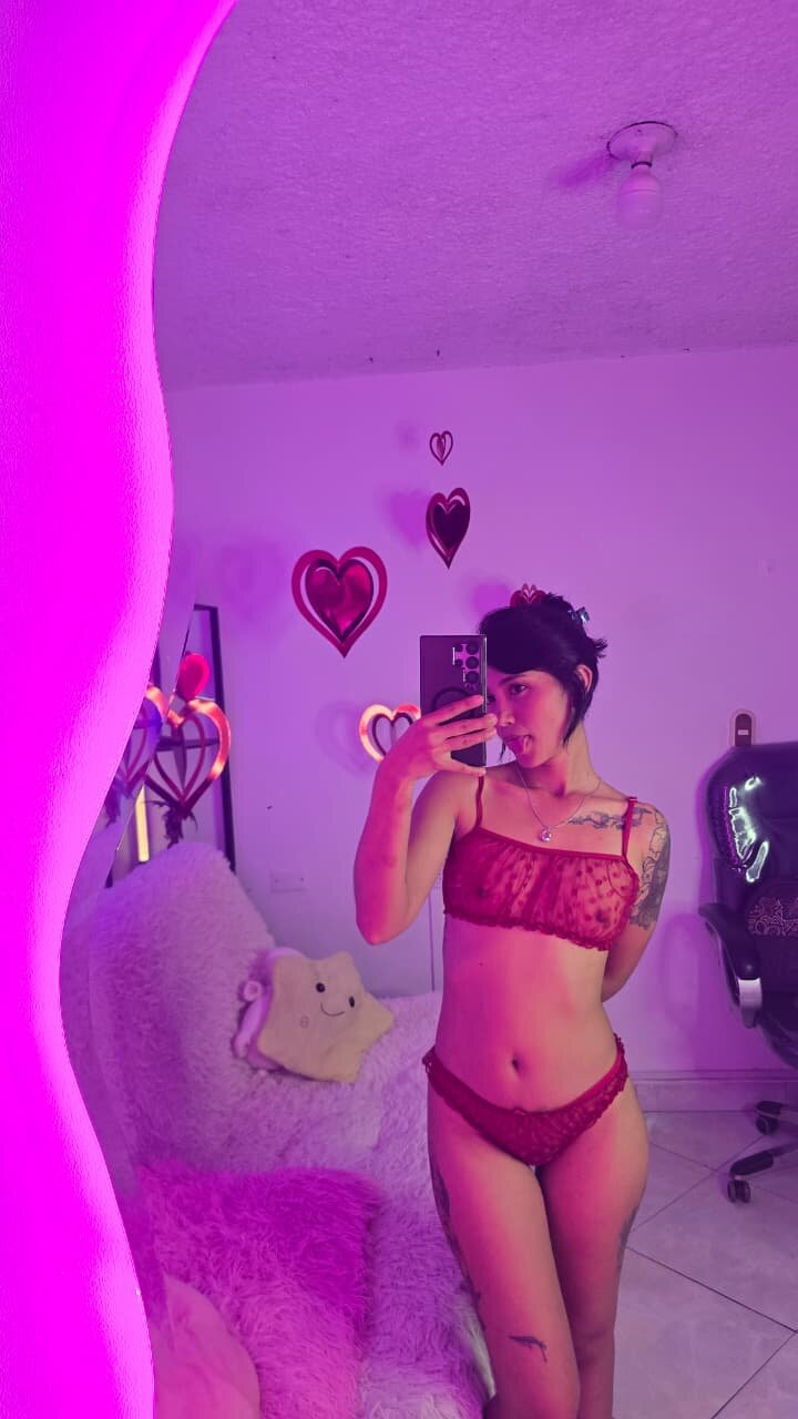 XXX Porn Photo of Nude ivonne_heaven 2