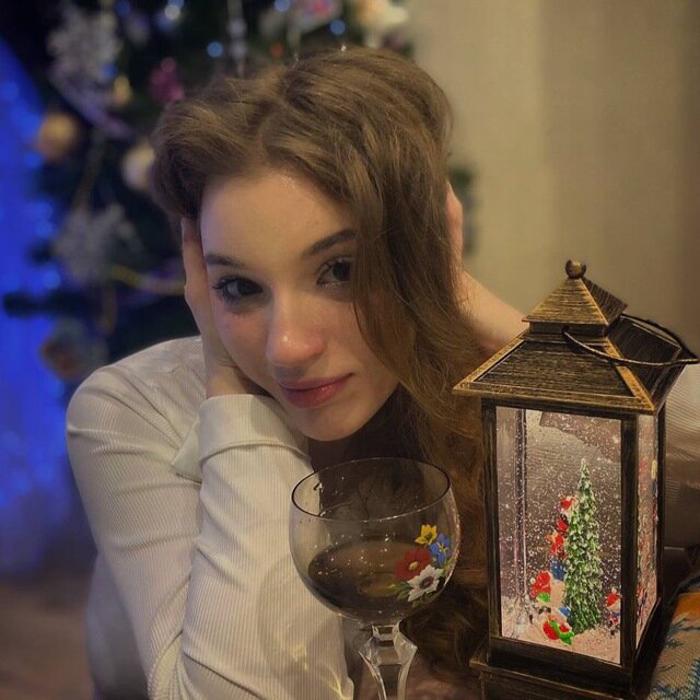XXX Porn Photo of Nude Alisa_baby_fox 1