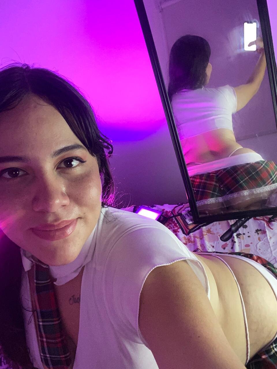 XXX Porn Photo of Nude ScarlettFox0 13