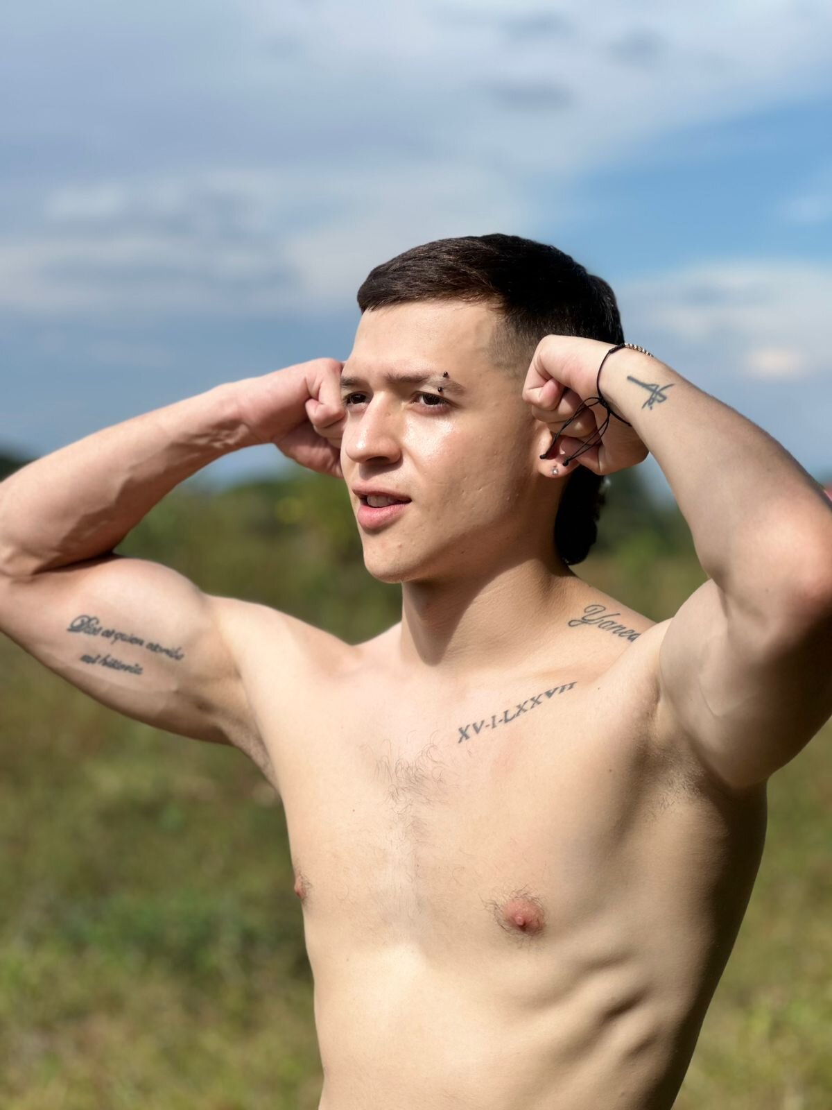 XXX Porn Photo of Nude Dimitri_higth420 2