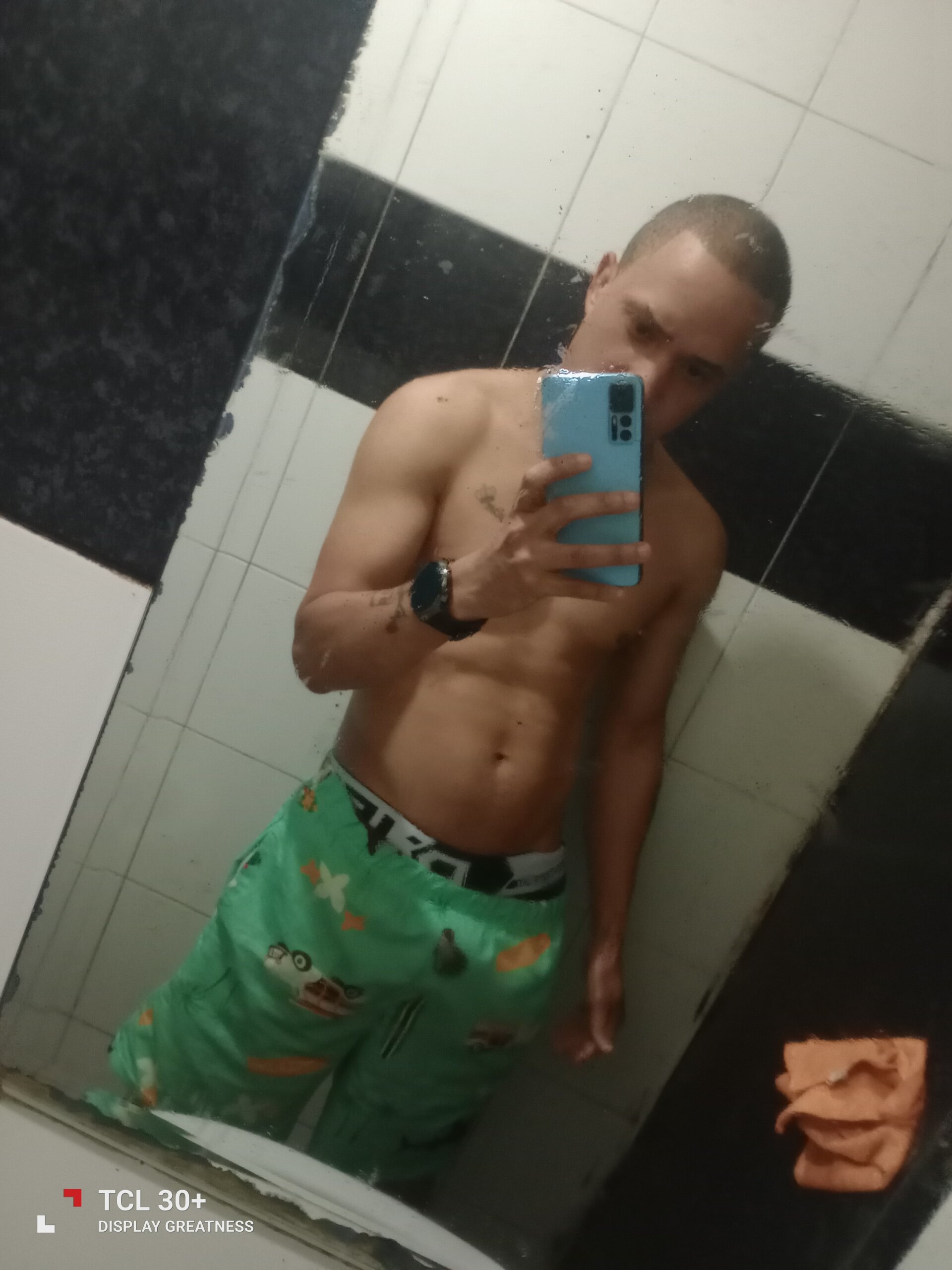 XXX Porn Photo of Nude BatsAphid 4