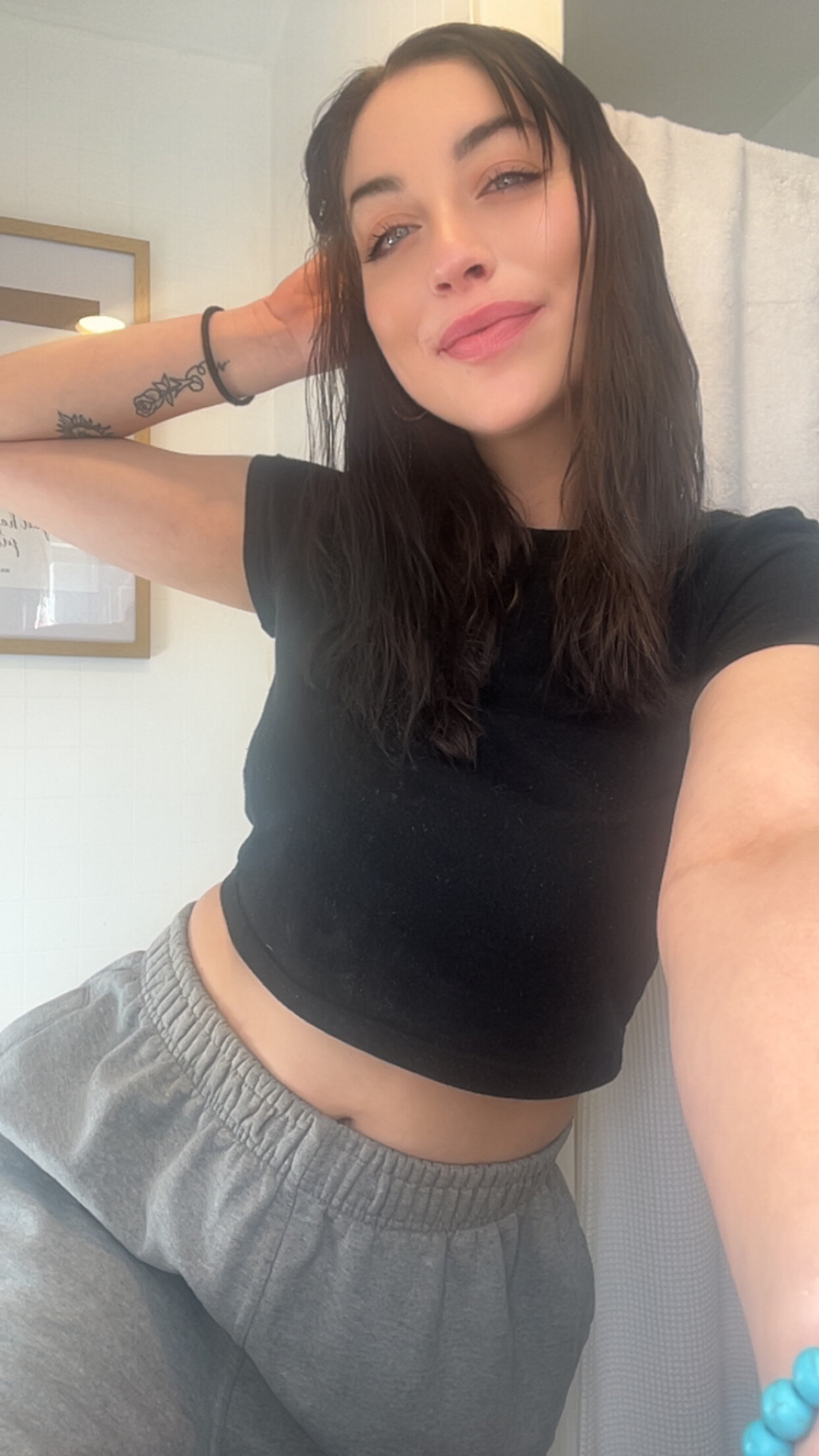 XXX Porn Photo of Nude lunaluvgood 2
