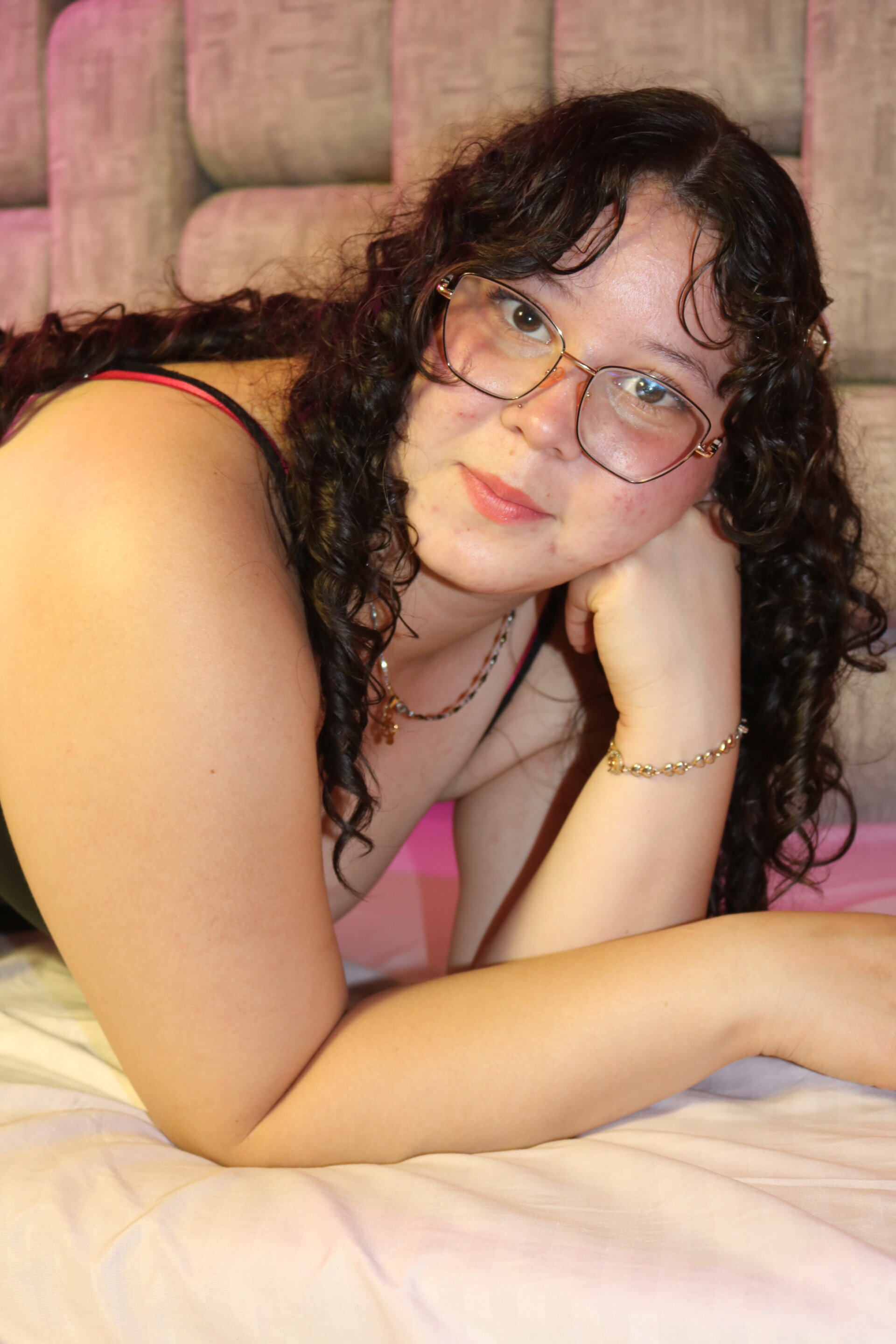 XXX Porn Photo of Nude ellie_doll1 4