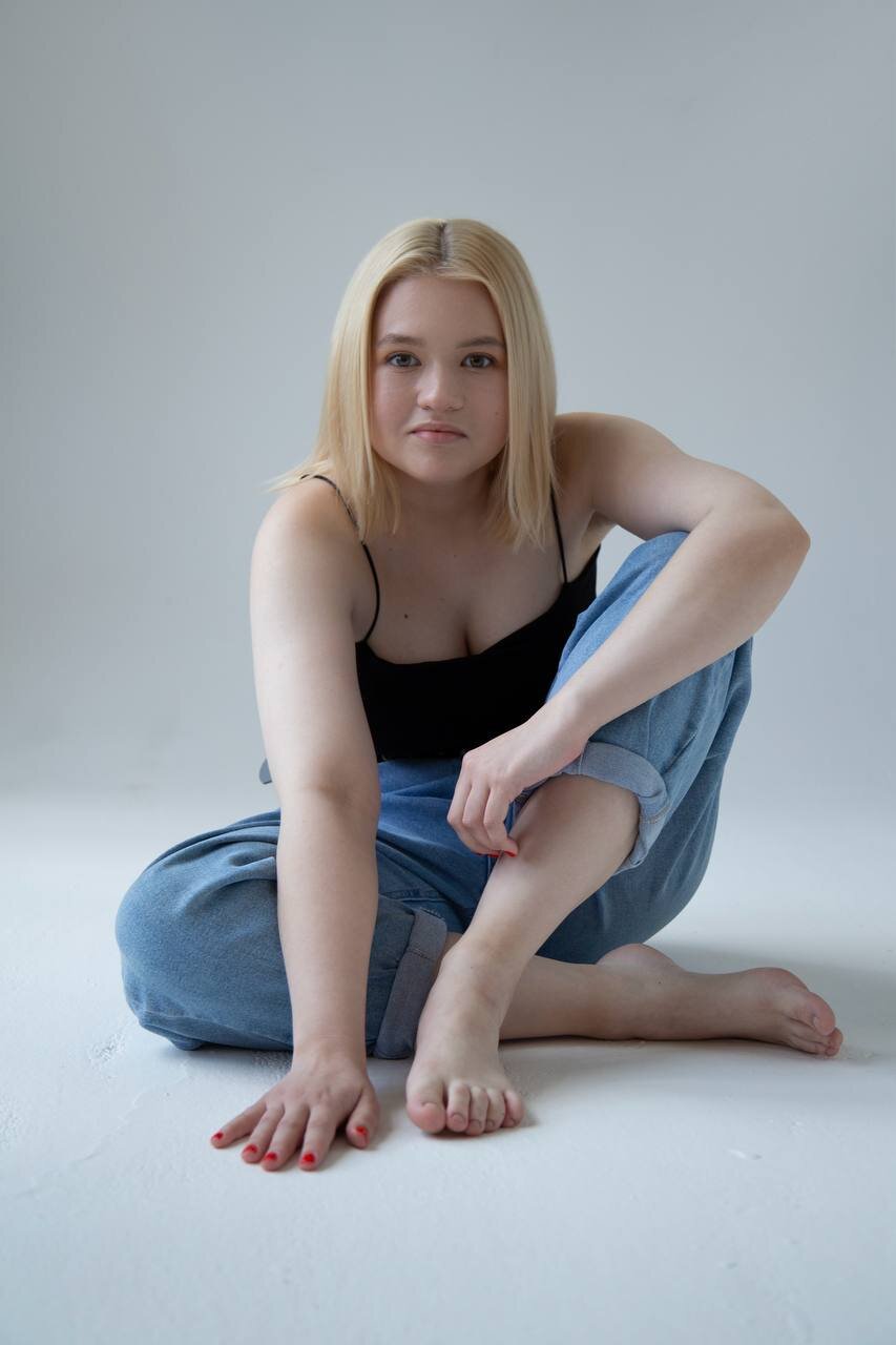 XXX Porn Photo of Nude MariamGravert 4