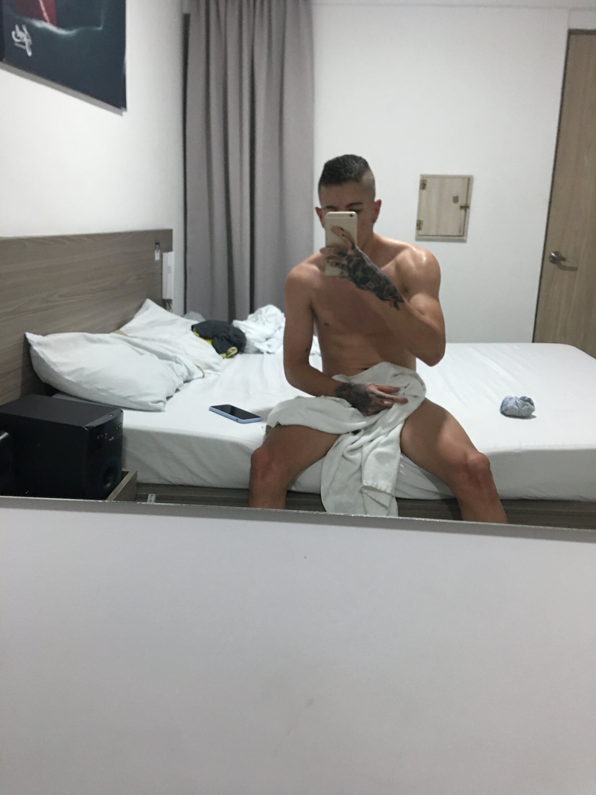 XXX Porn Photo of Nude mai_braga23 2