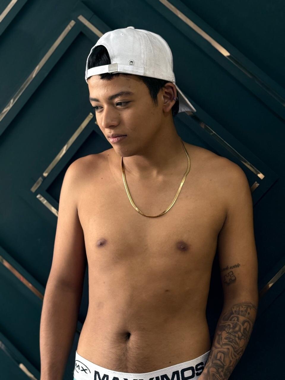 XXX Porn Photo of Nude ThiagoGonzalez_ 1