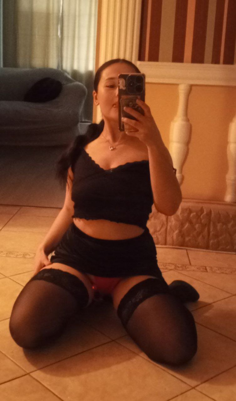 XXX Porn Photo of Nude AgathaJune1 9