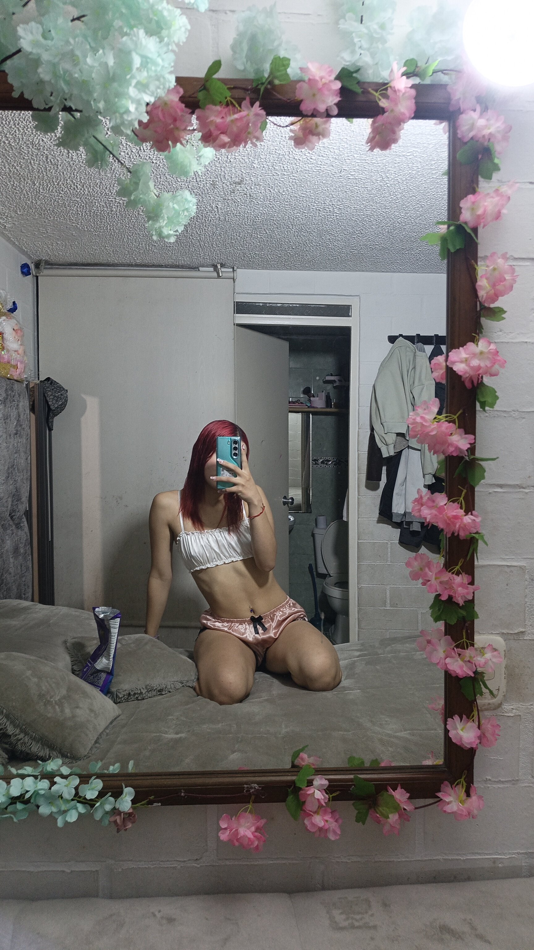 XXX Porn Photo of Nude laura_arias018 23
