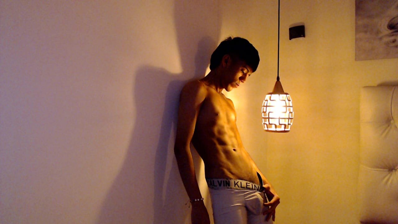 XXX Porn Photo of Nude Alan_Cute18 5