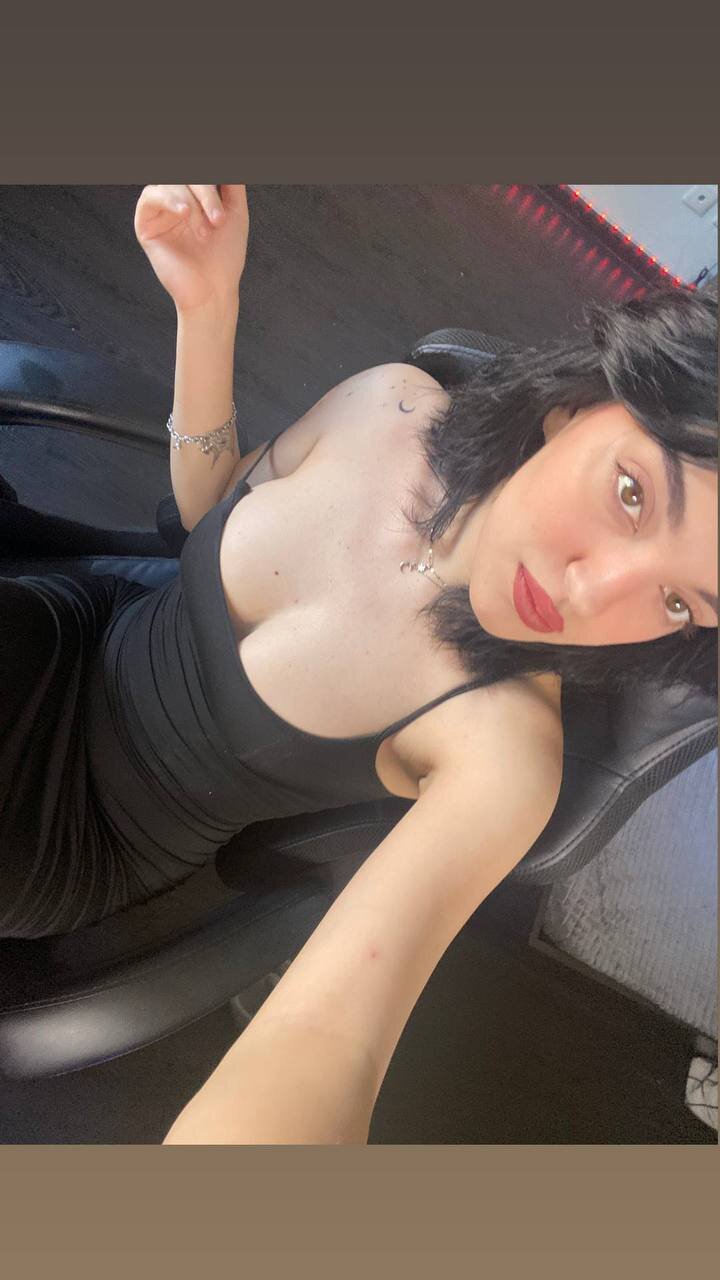 XXX Porn Photo of Nude mrs_Delia 6