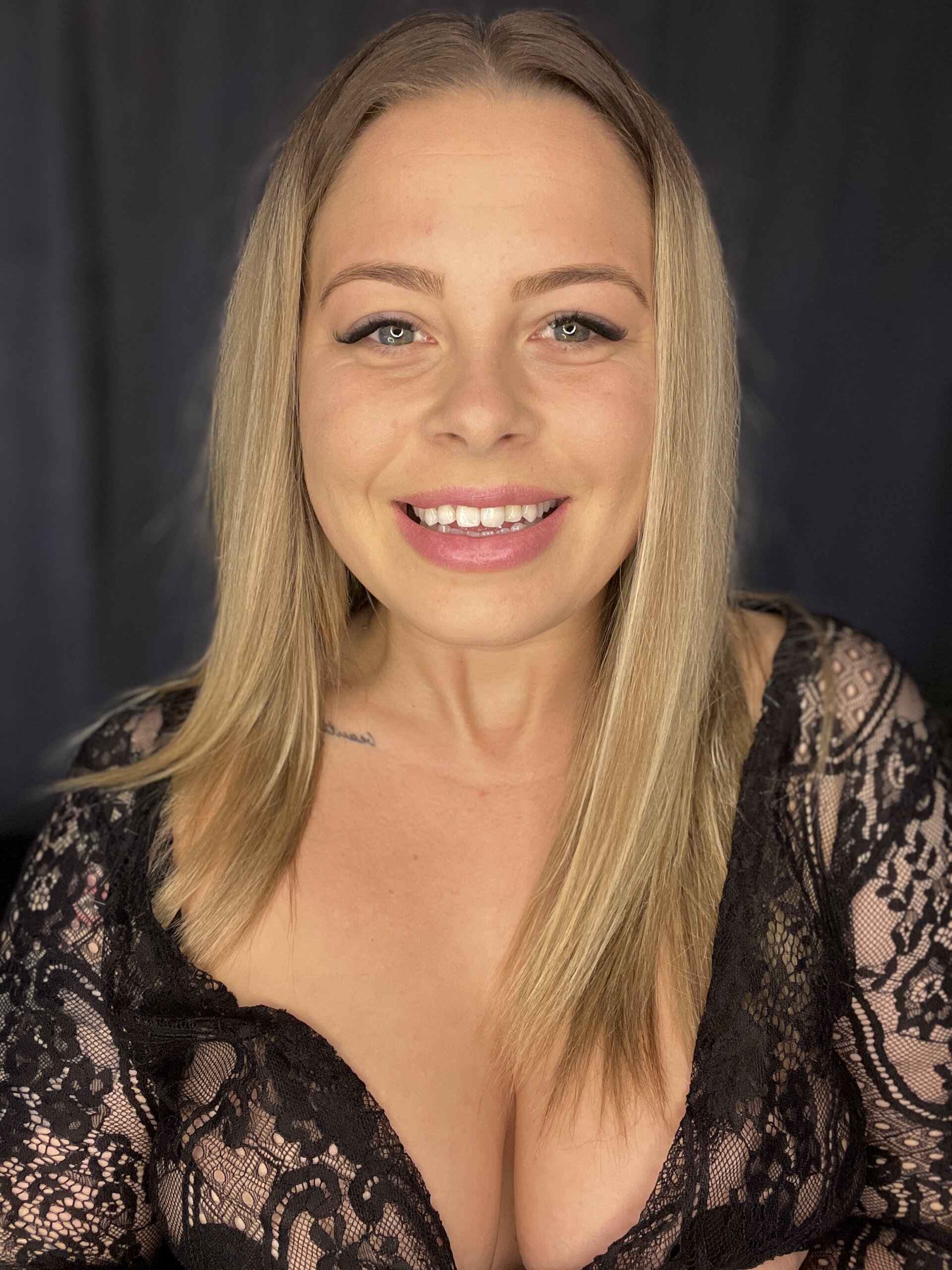 XXX Porn Photo of Nude KateAllyaa 2