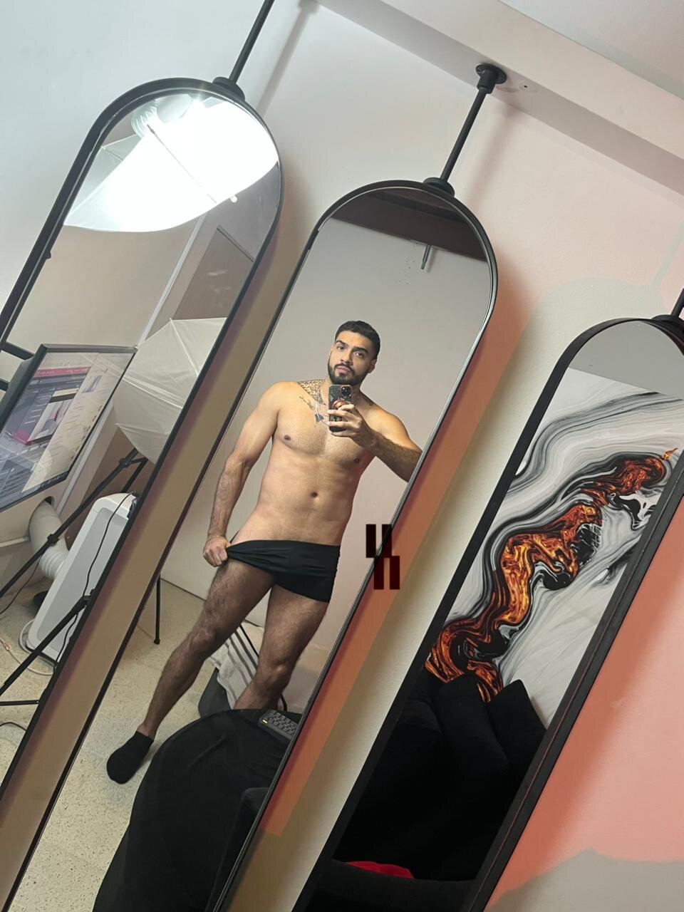 XXX Porn Photo of Nude jacob_oconner29 3