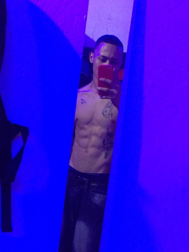 XXX Porn Photo of Nude thomasjones_ 2
