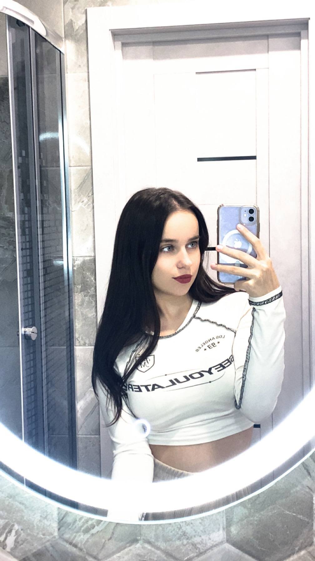 XXX Porn Photo of Nude Lizy_Lu 1
