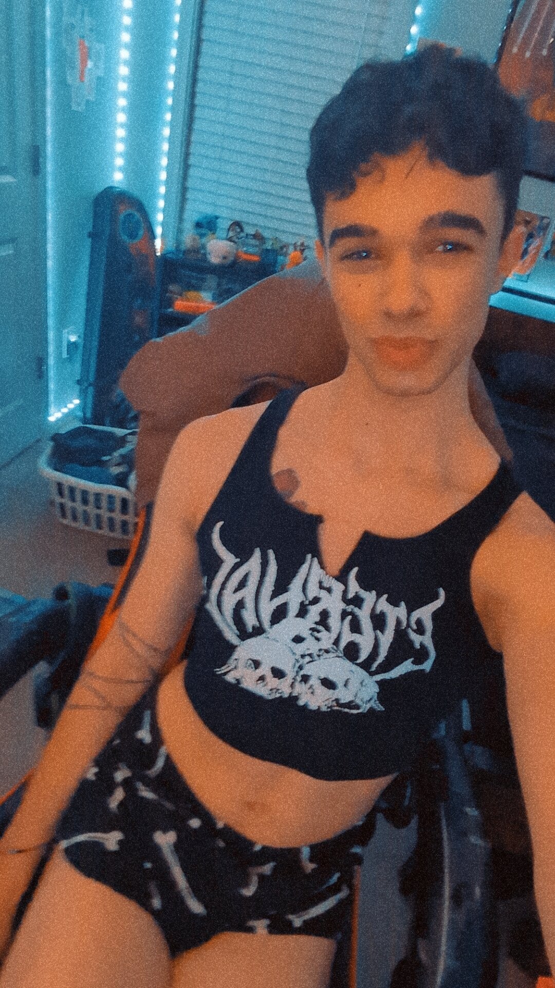 XXX Porn Photo of Nude 19yoFemboySlut 2