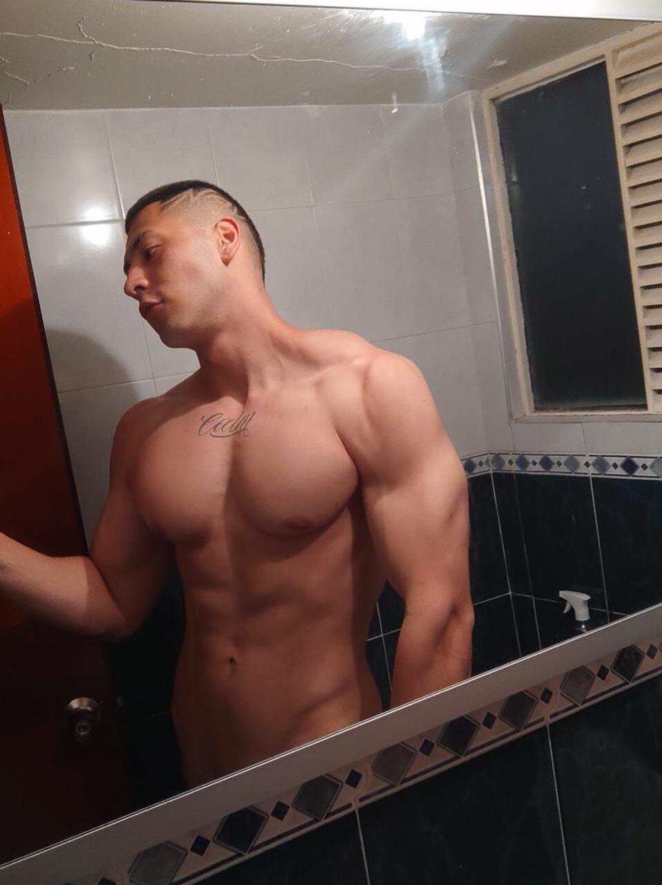 XXX Porn Photo of Nude Spilios_low 5