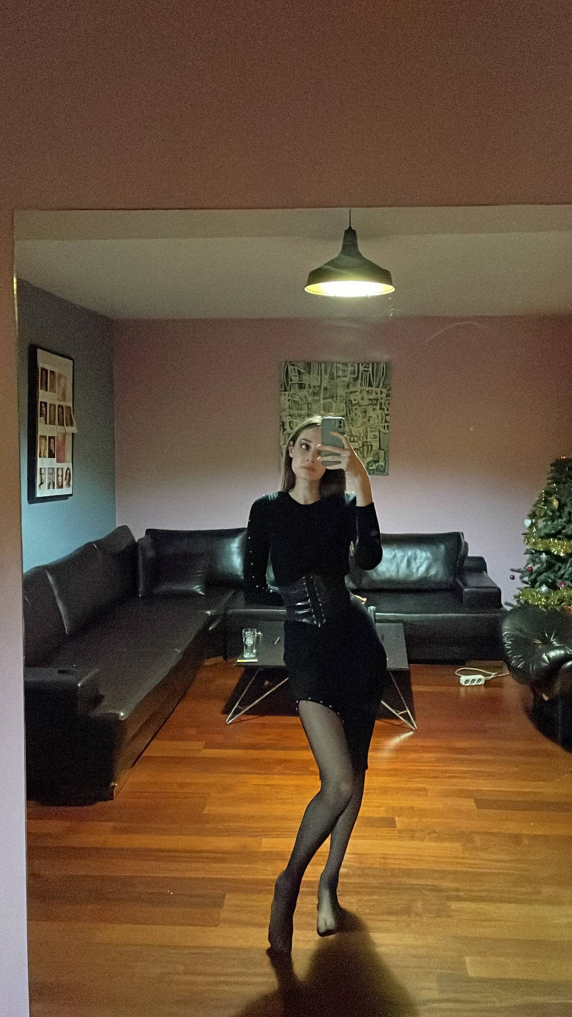 XXX Porn Photo of Nude Caroline_love_me 30