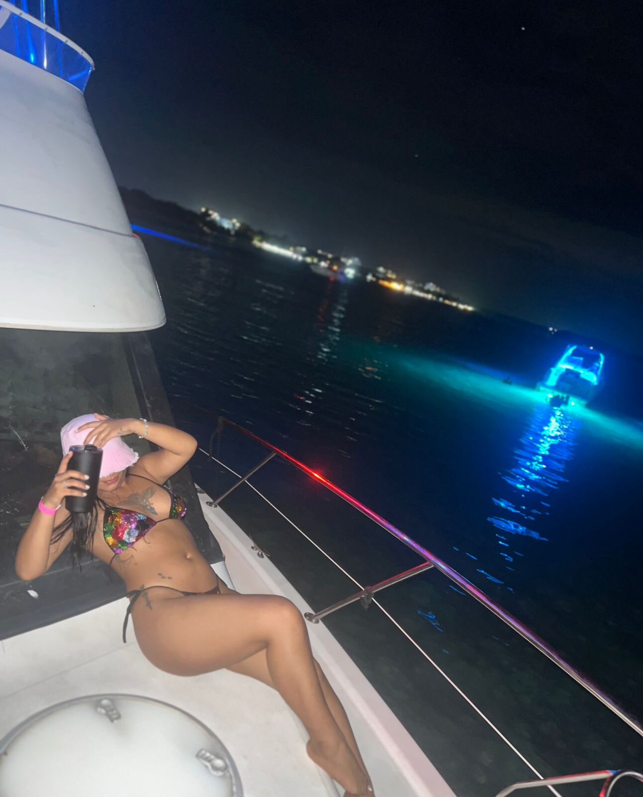 XXX Porn Photo of Nude yara_goe 13