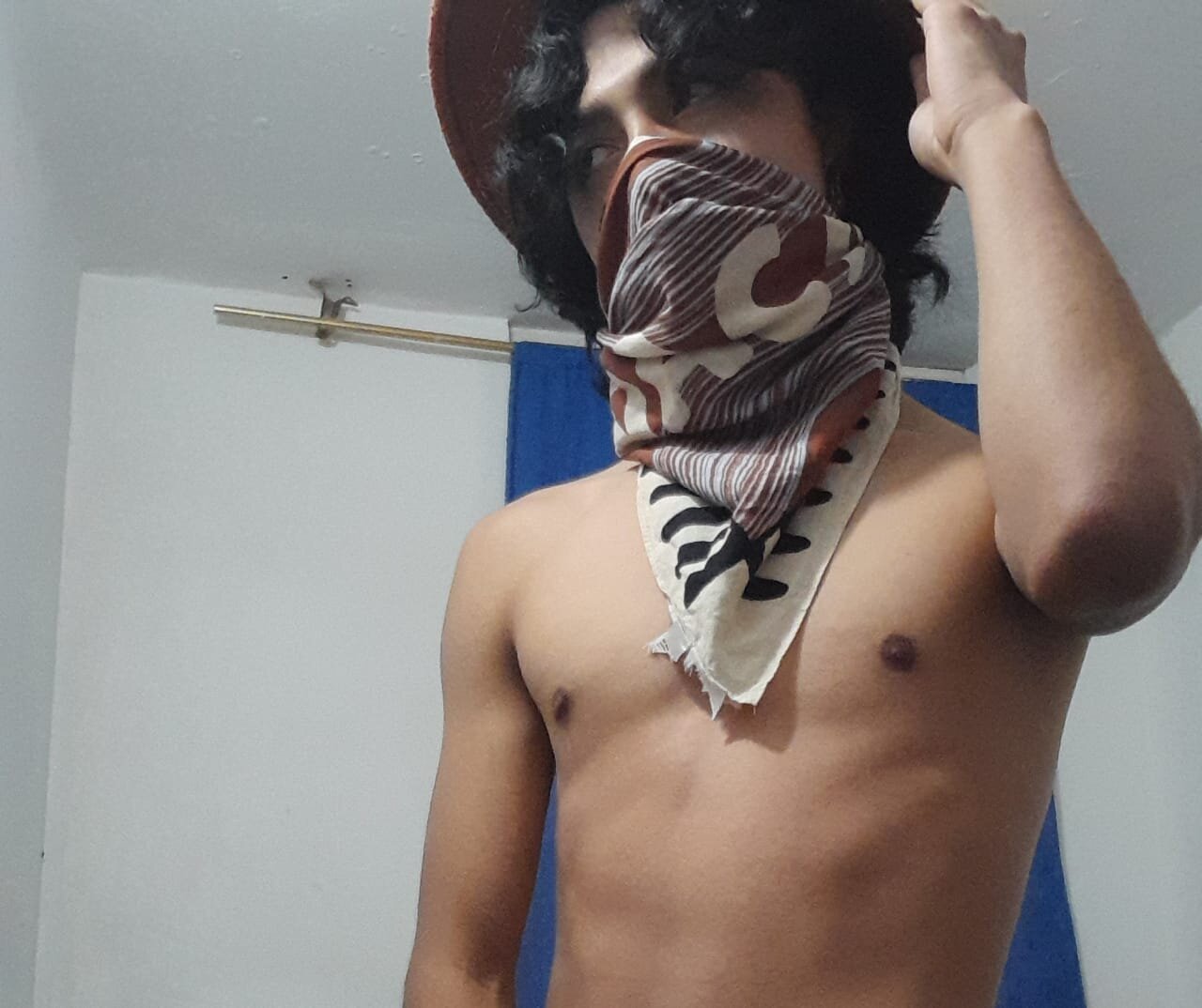 XXX Porn Photo of Nude OliverTwink_nom 4