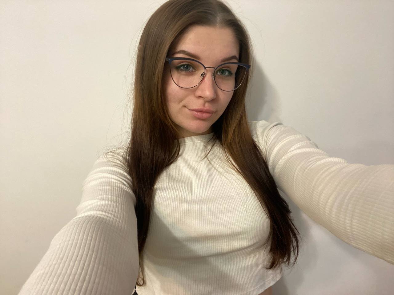 XXX Porn Photo of Nude LunaVixem 4