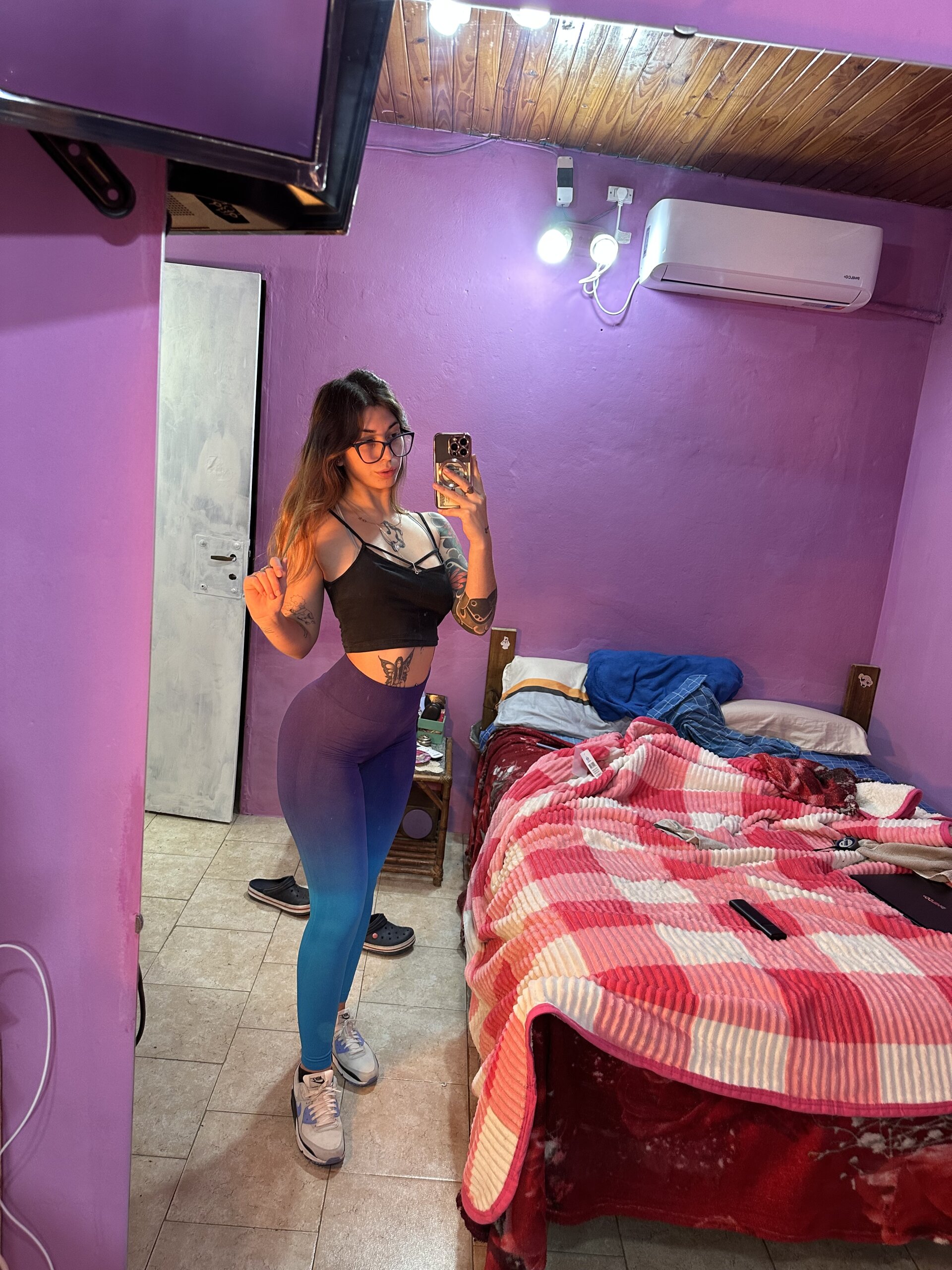 XXX Porn Photo of Nude luschannen0 12