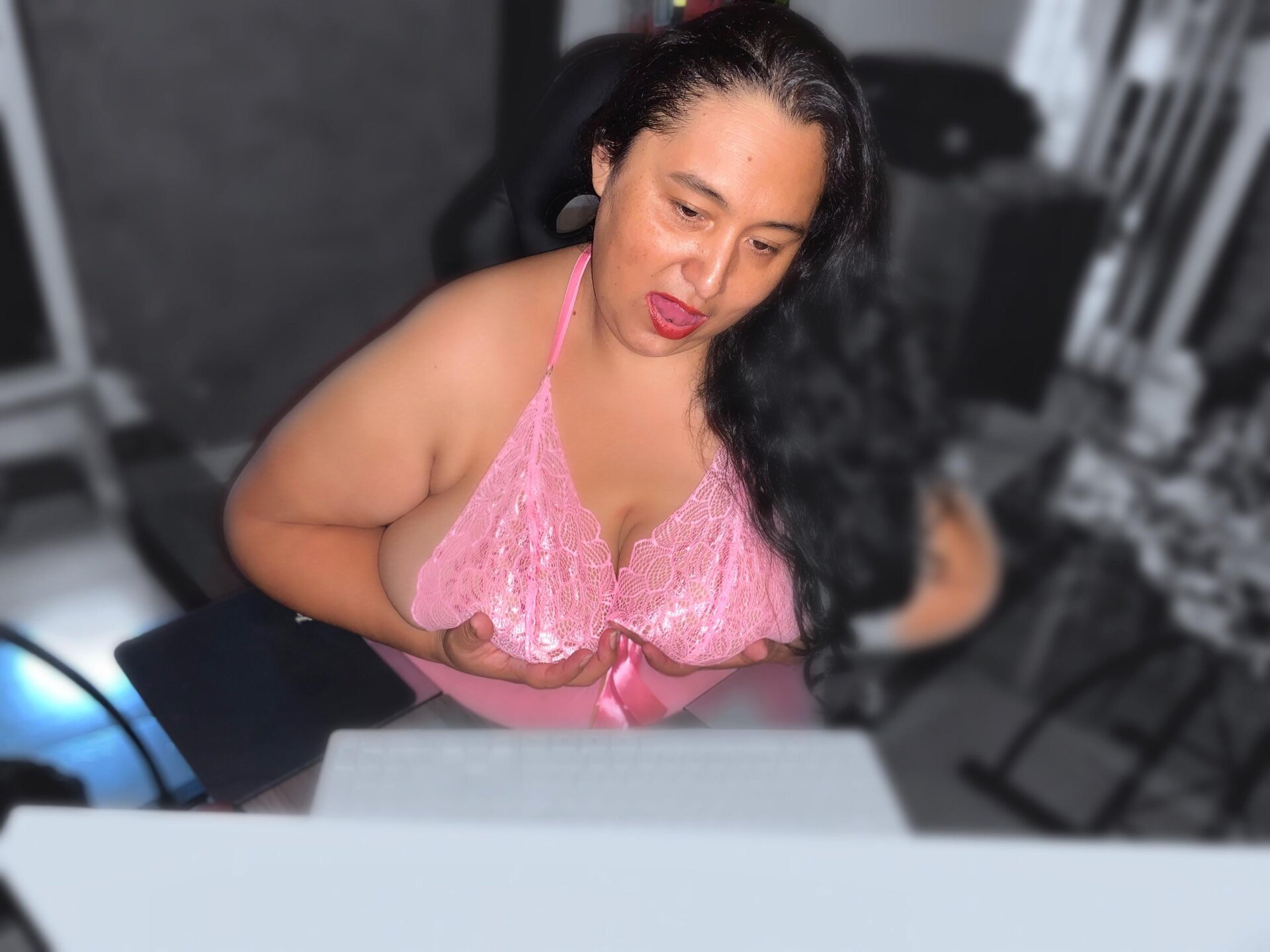 XXX Porn Photo of Nude TistMature 76