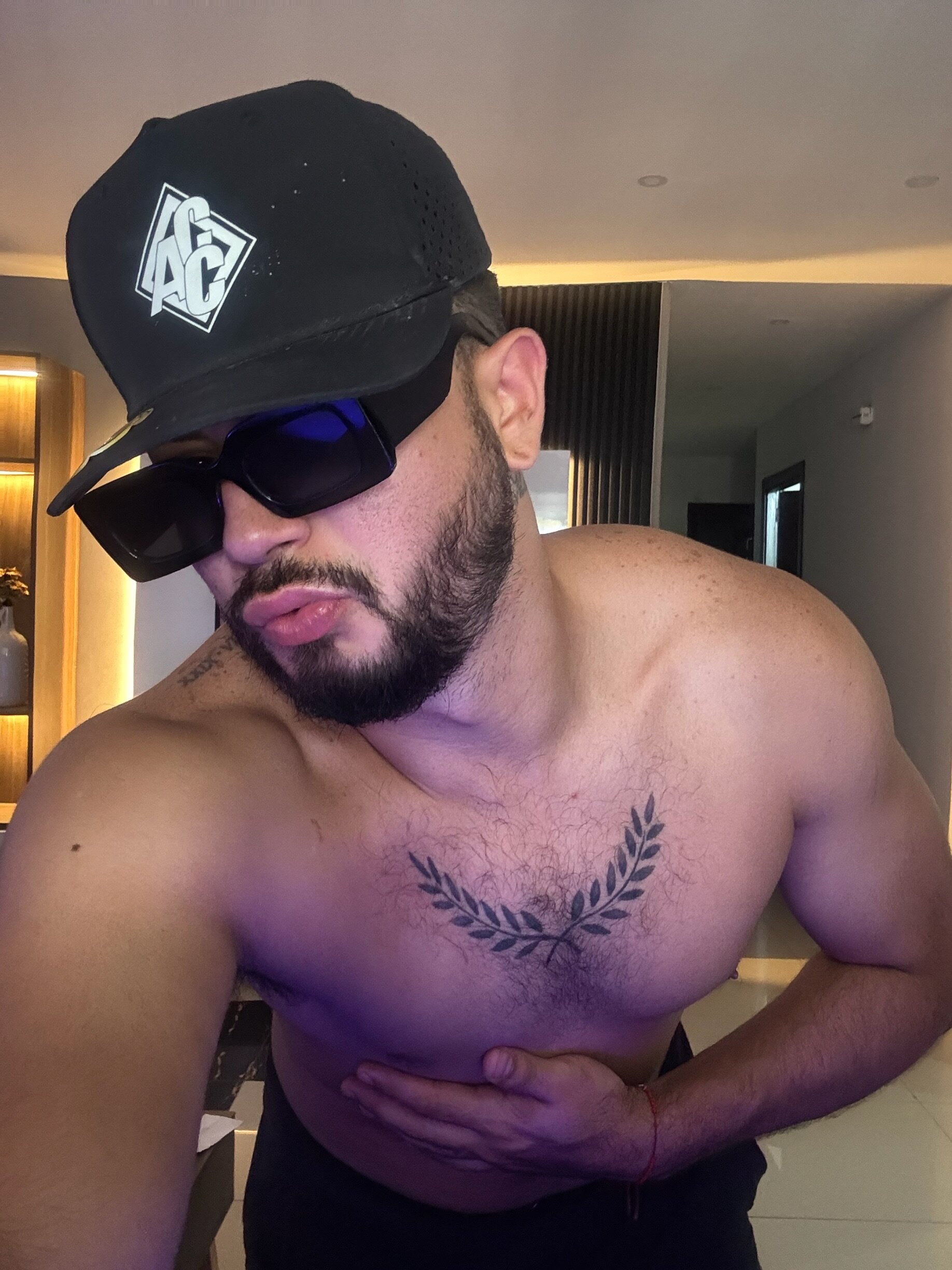 XXX Porn Photo of Nude _tony8 21