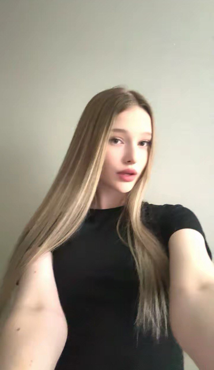 XXX Porn Photo of Nude MollyDollz 1