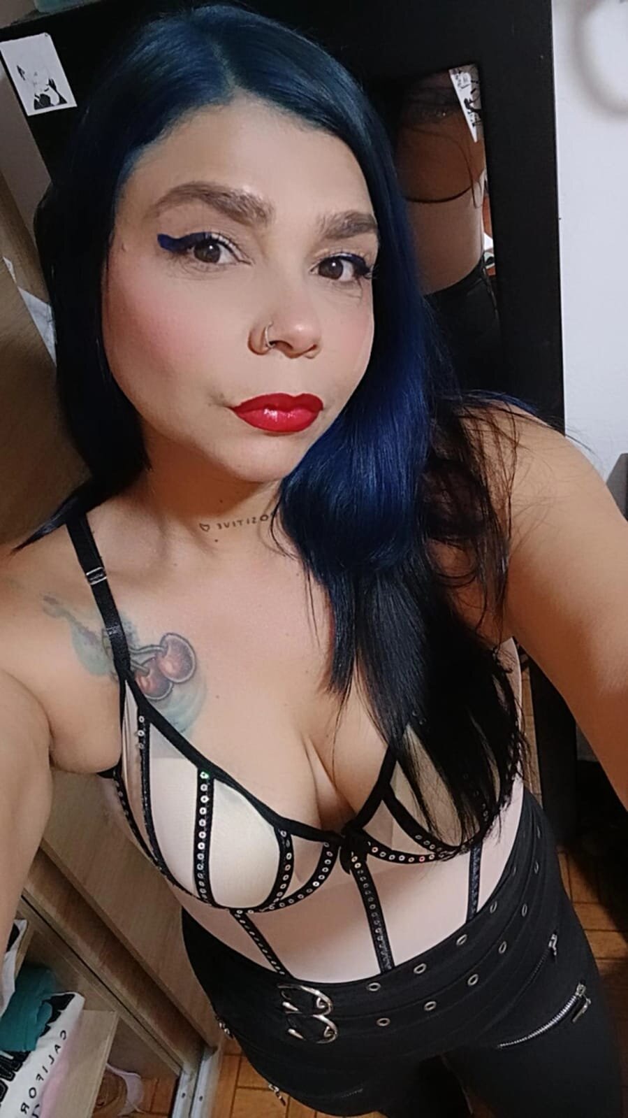 XXX Porn Photo of Nude Miranda_azul 3