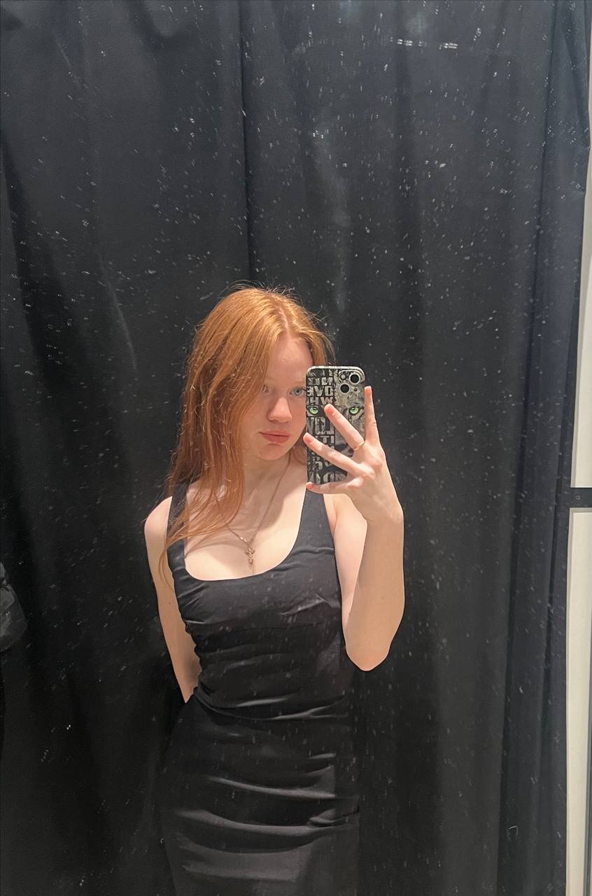 XXX Porn Photo of Nude KarlynGow 28