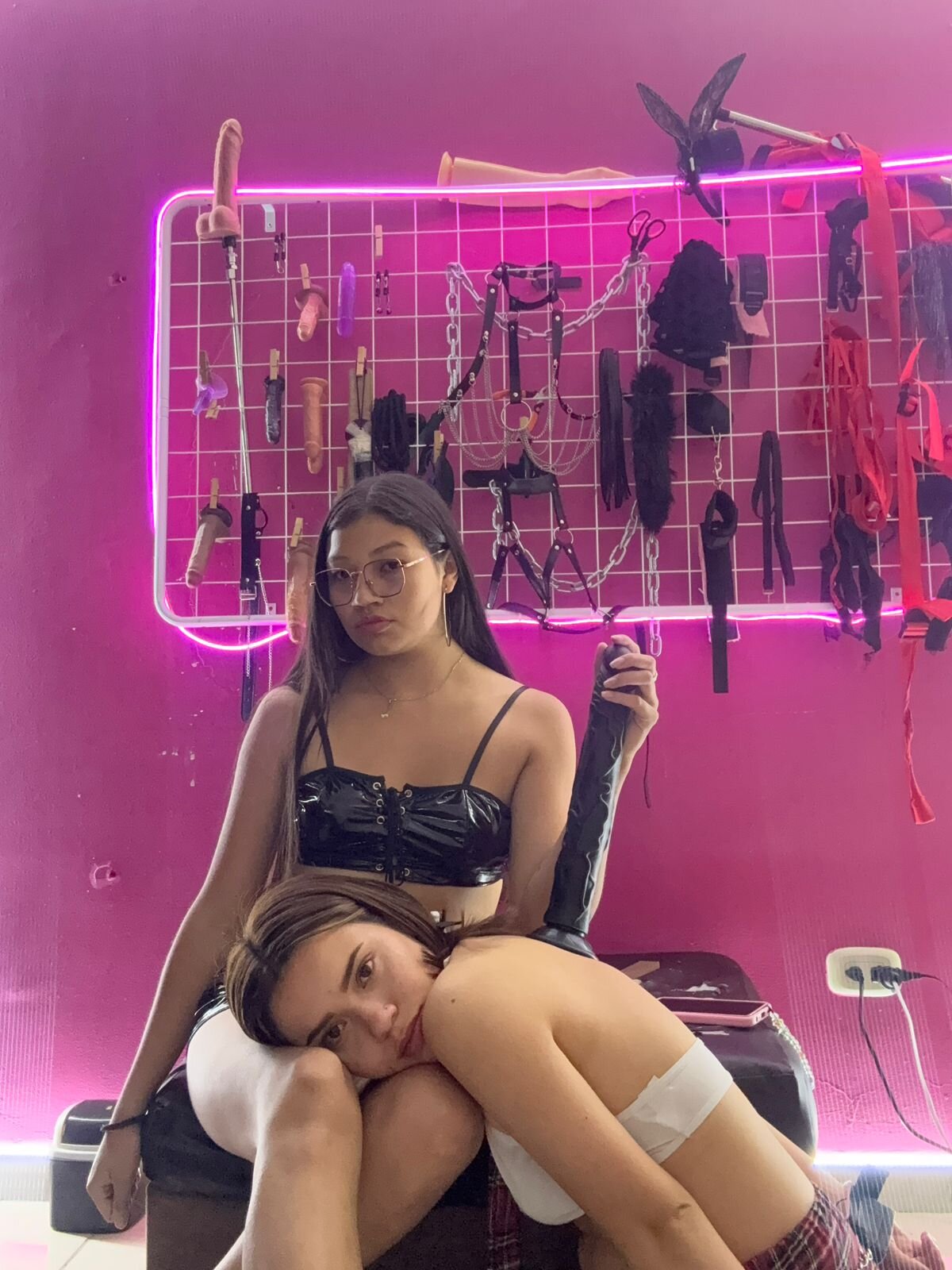 XXX Porn Photo of Nude Slave_luna_BDSM 1