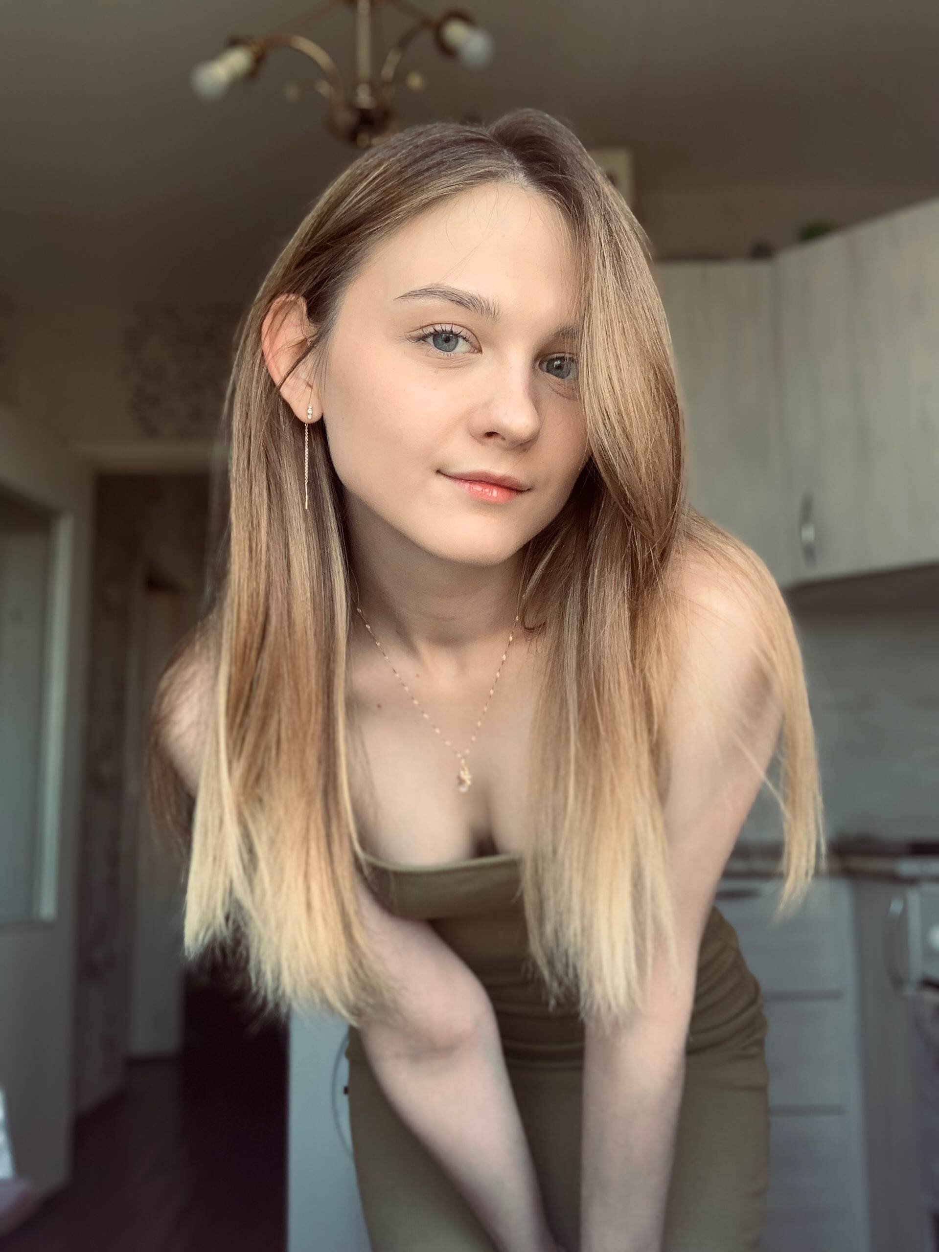XXX Porn Photo of Nude Smoke_mama 10