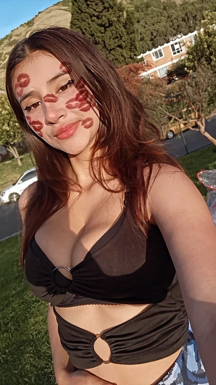 XXX Porn Photo of Nude Emily_Castillar_Rs 5