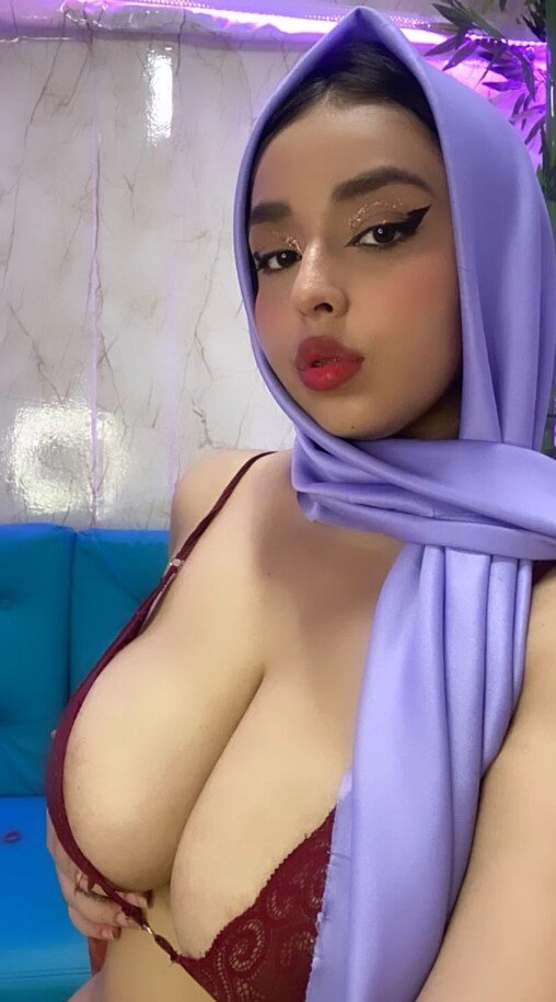 XXX Porn Photo of Nude ThanaSaadi 13