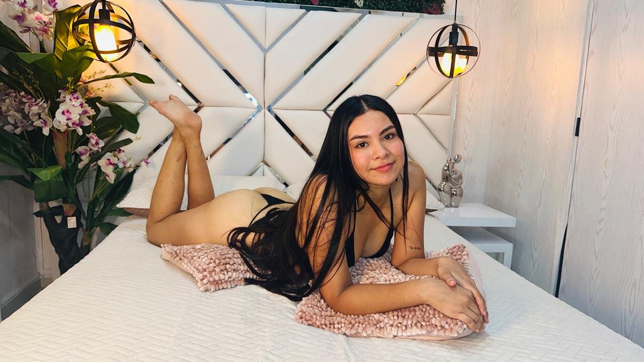 XXX Porn Photo of Nude Alba_Rosee 1