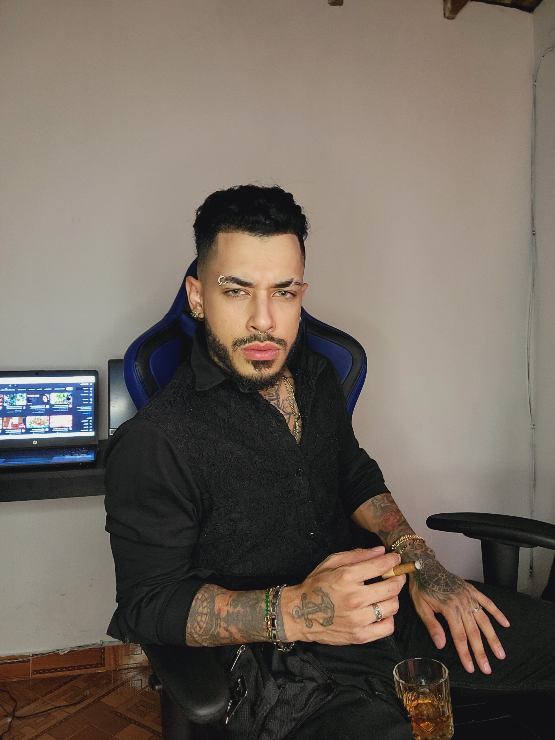 XXX Porn Photo of Nude VinzenzRizzo 3