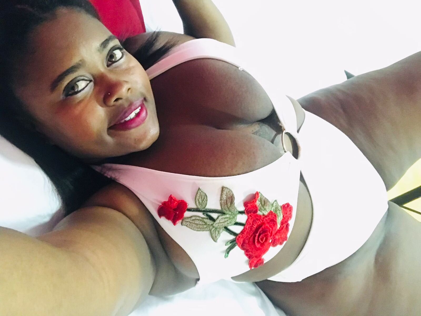 XXX Porn Photo of Nude exotic_karmella 5