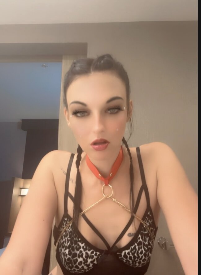 XXX Porn Photo of Nude KarmaXblayze 7