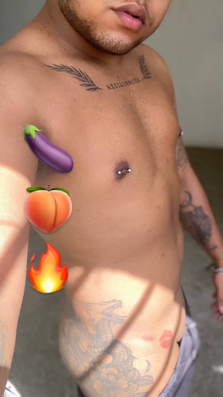 XXX Porn Photo of Nude BoyAlexx16 11