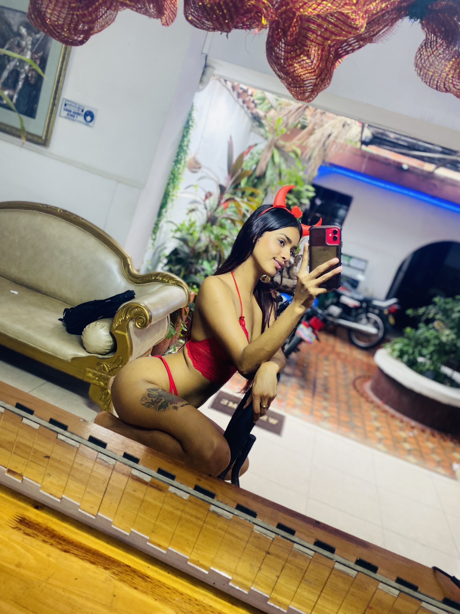 XXX Porn Photo of Nude salome_mio 3