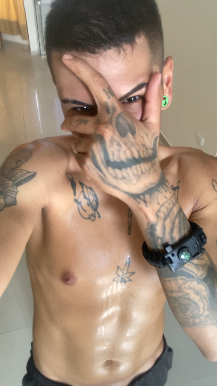 XXX Porn Photo of Nude jamesinked_ 5