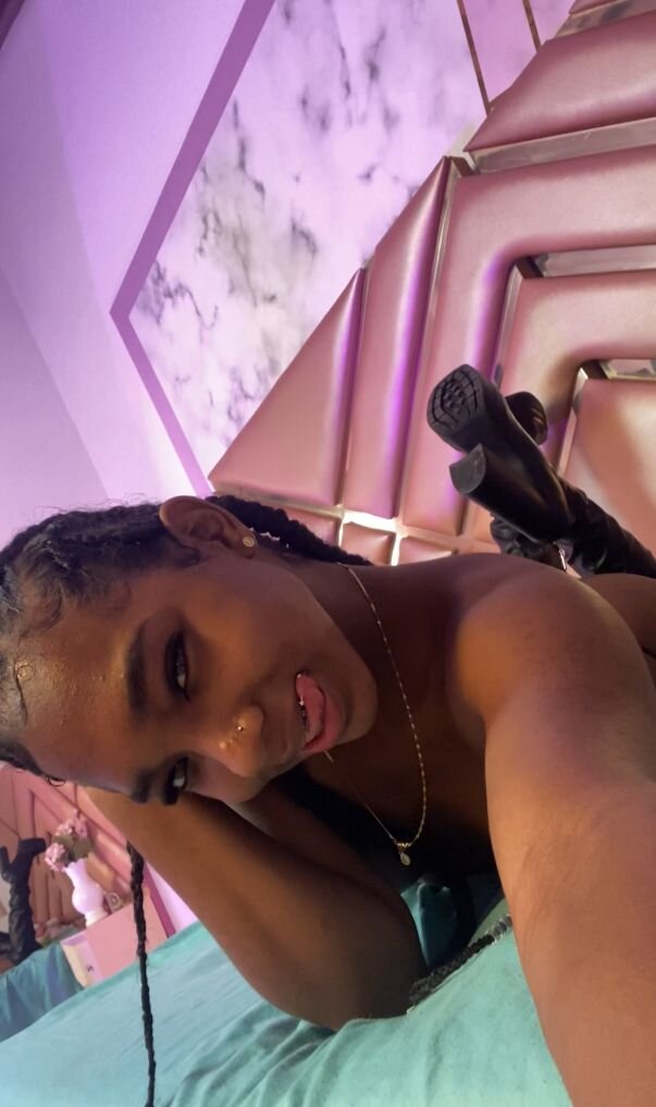XXX Porn Photo of Nude BrittanyWatson 17