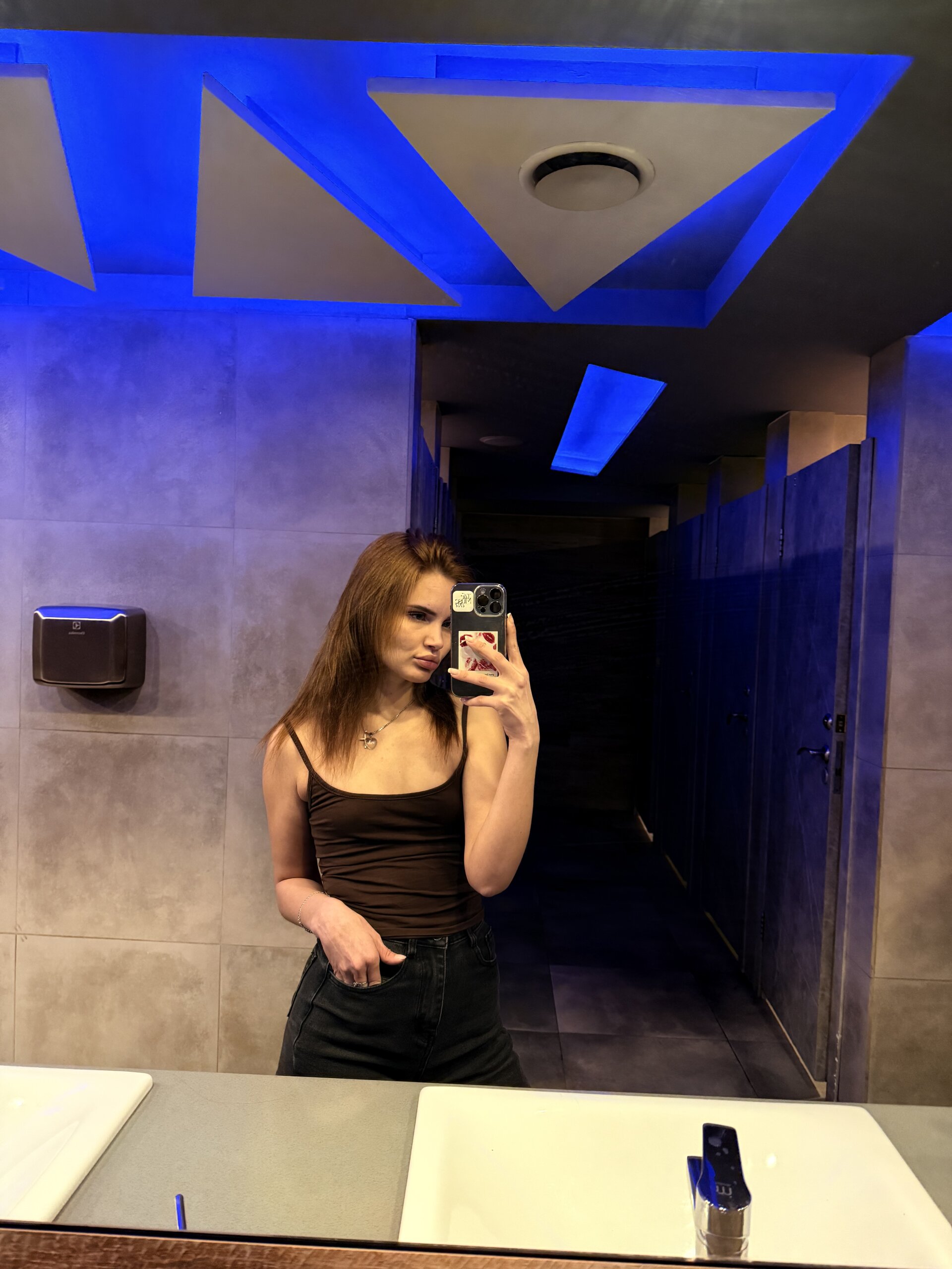 XXX Porn Photo of Nude Emma_Songae 4