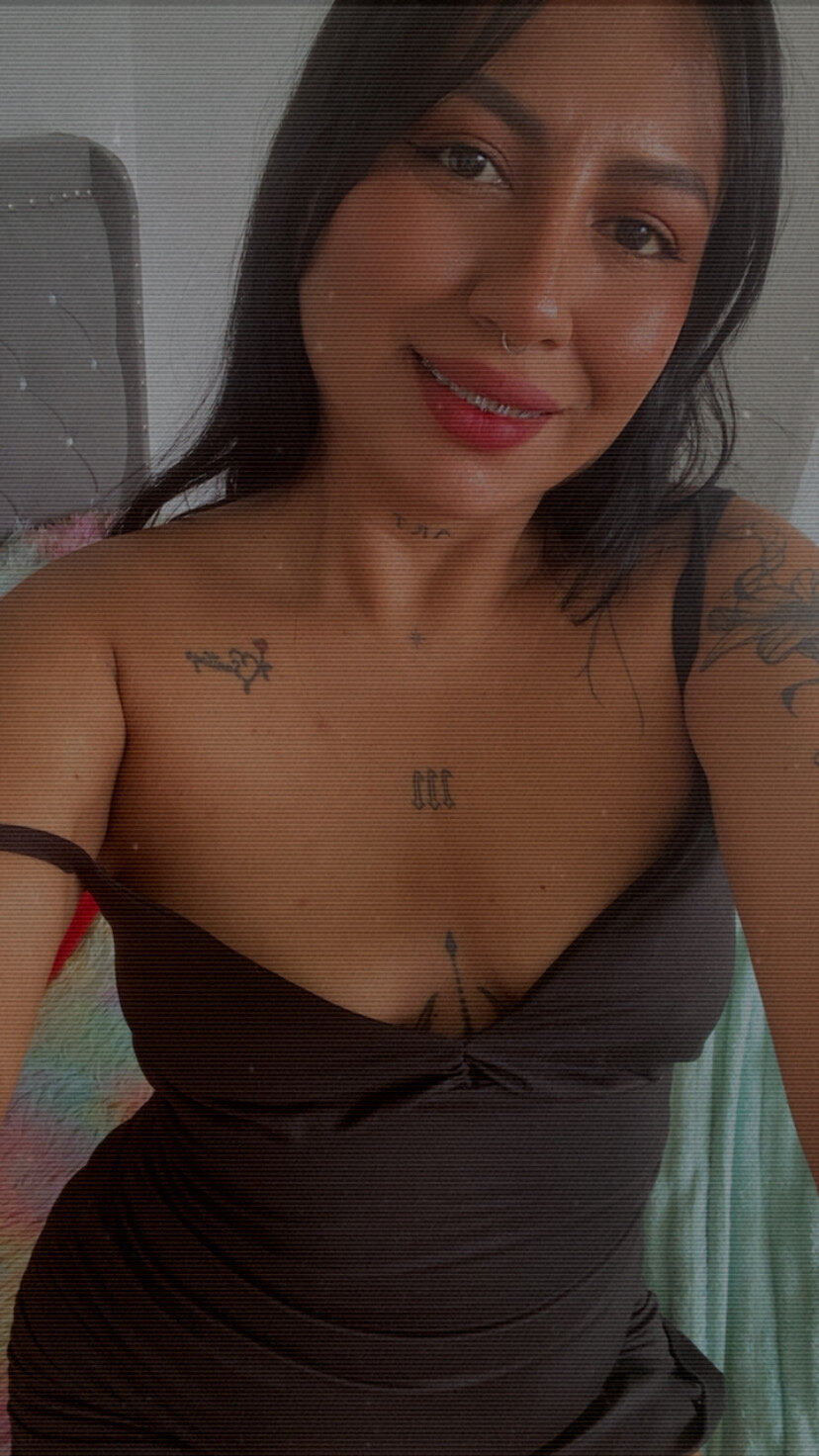XXX Porn Photo of Nude EychellCute_ 9