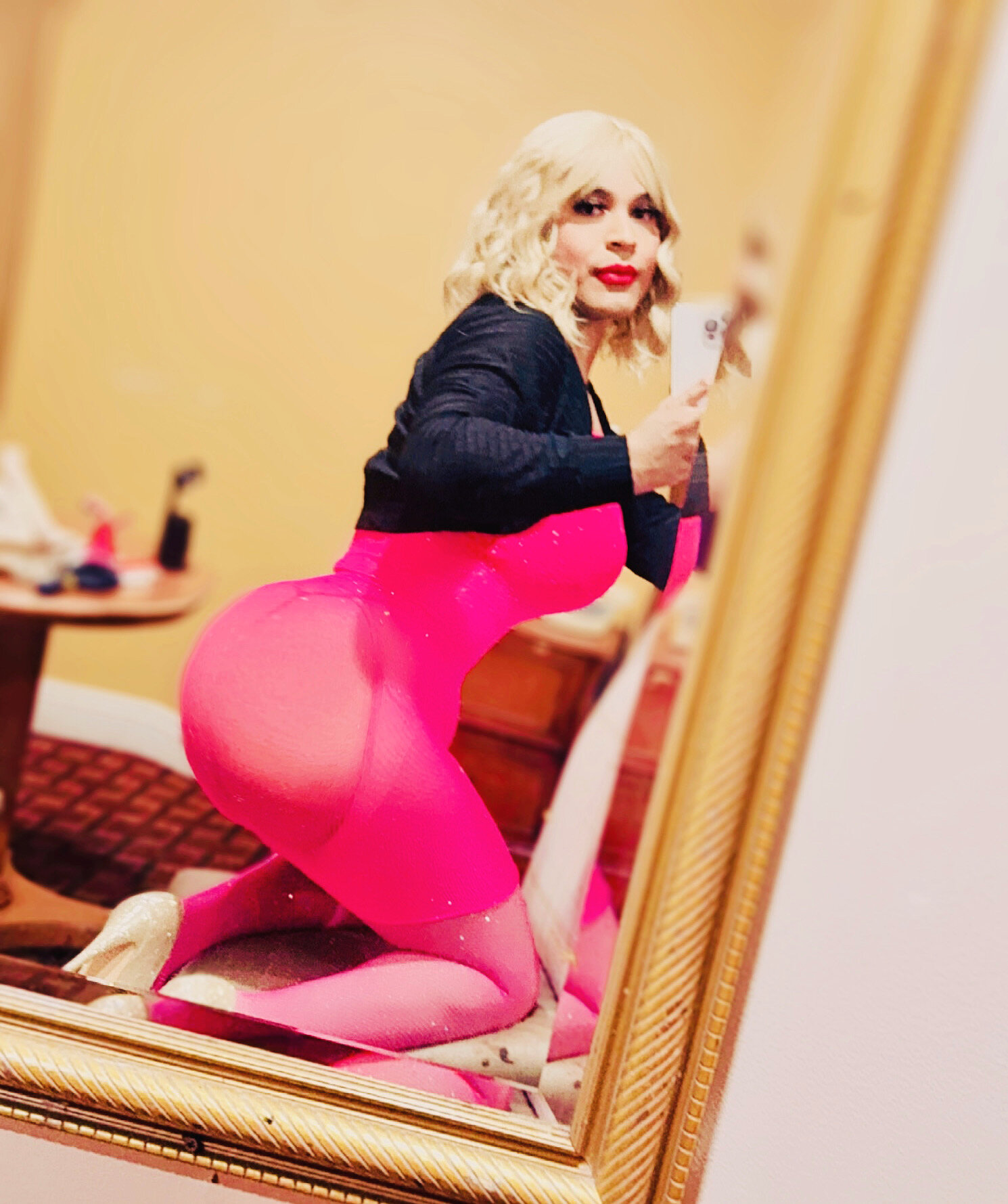 XXX Porn Photo of Nude Vividpink-Isa 5