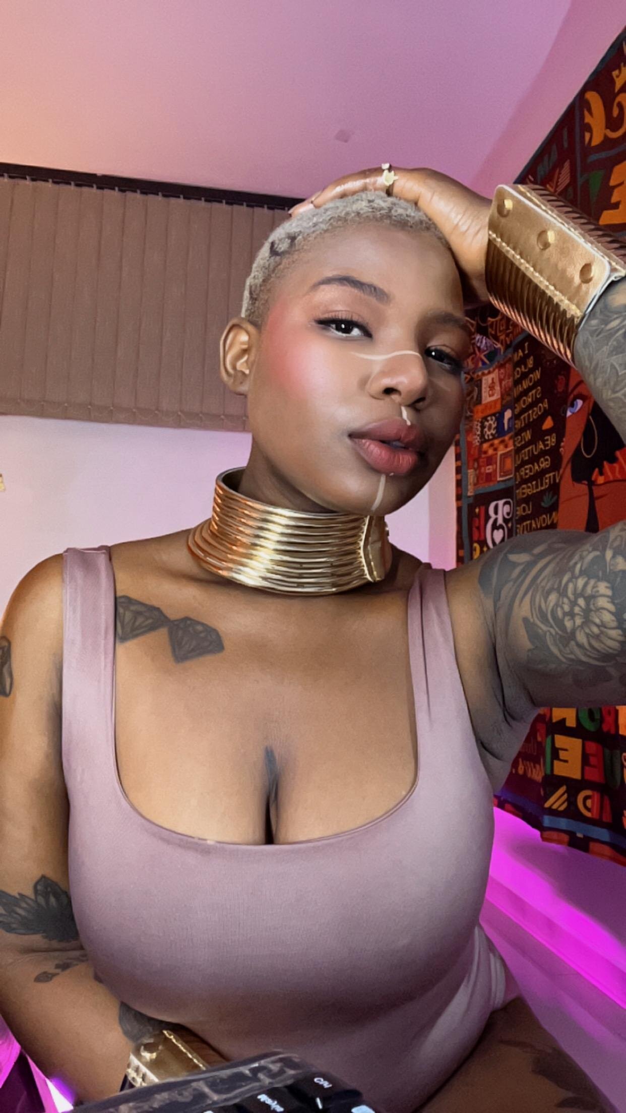 XXX Porn Photo of Nude KenyaMystic 101