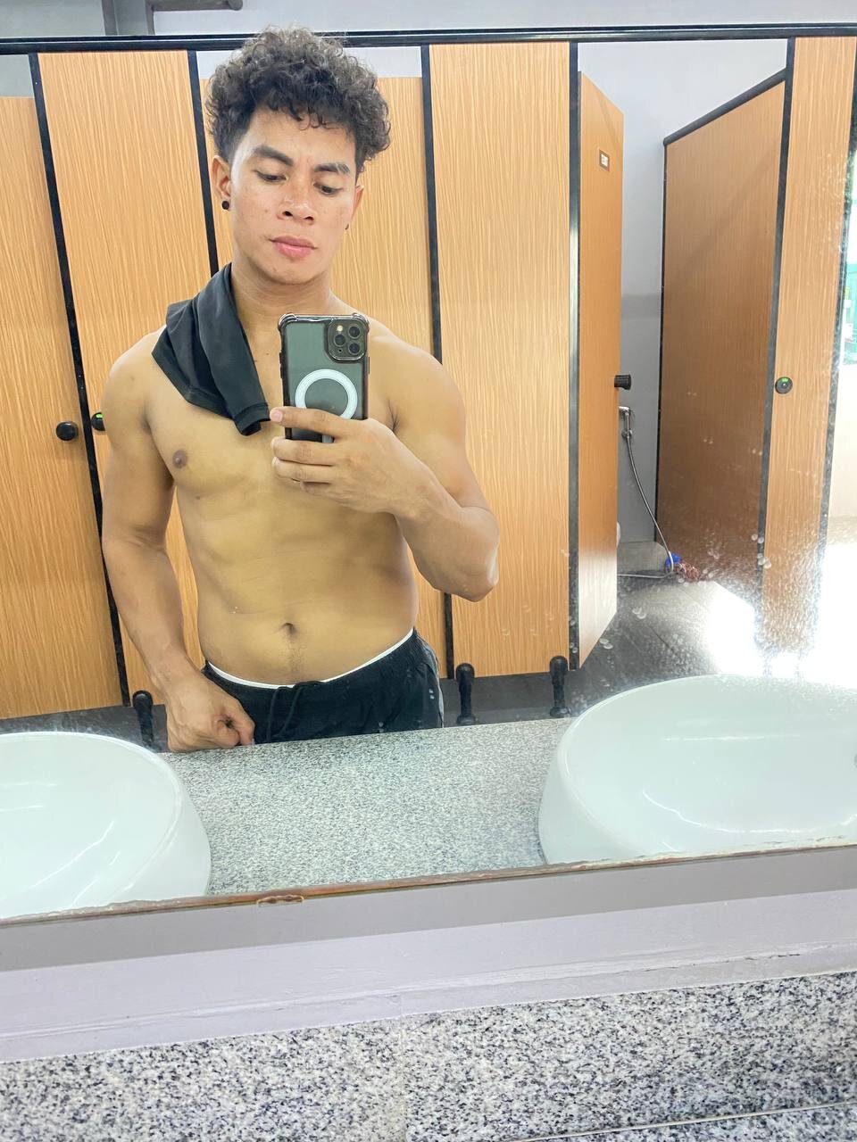 XXX Porn Photo of Nude MorenoJake 2
