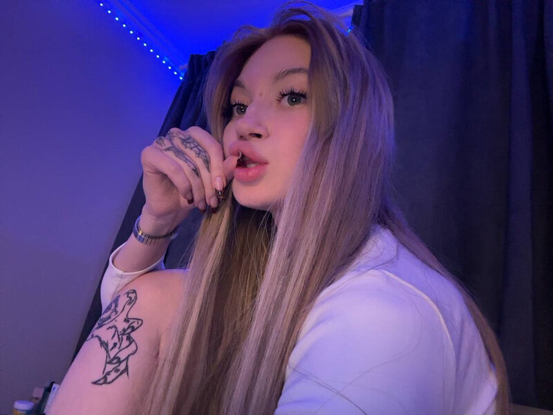 XXX Porn Photo of Nude Alice_1n_Wonderland_ 16